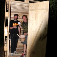 (FOTO: Finntastic) Um Mitternacht ist es endlich soweit: Die Sauna ist startklar für den ersten Sauna-Aufguss (Löyly).