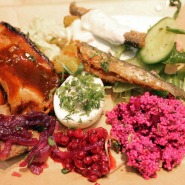 (FOTO: Finntastic) Mein Spezialitäten-Teller vom kulinarischen Event am Finnlandstand.