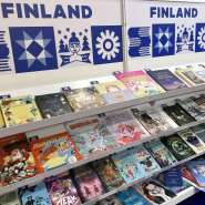 (FOTO: Inken Paletta, Finntastic) Der Gemeinschaftsstand der nordischen Länder auf der Frankfurter Buchmesse bot wieder tollen Lesestoff aus Finnland. 