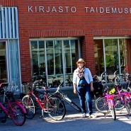 FOTO: Finntastic) Fahrräder sind das perfekte Fortbewegungsmittel am Tuusulanjärvi.