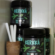 (FOTO: Finntastic) Fichtensprossenpulver (Kerkkä) gilt in Finnland als Superfood.