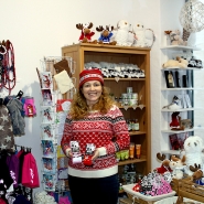 (FOTO: Finntastic) Mari Raatikainen in ihrem Finnland-Shop im historischen Quedlinburg.