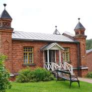 (FOTO: Inken Paletta, Finntastic) Die ehemalige Papier- und Kartonagenfabrik Verla besticht mit ihrer einzigartigen Architektur. 