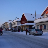 (FOTO: Liane Gruda) Im schwedischen Jokkmokk findet jedes Jahr im Februar der samische Wintermark, ein samisches Kulturfestival statt.