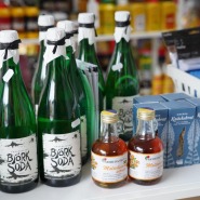 Birkensekt und Moltebeersirup