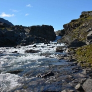 (FOTO: Liane Gruda) Schlucht des Flusses Hoiganjokko, Narvik-Gebirge, Sápmi.