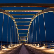 (FOTO: Matti Björninen) Die Aavasaksa Brücke verbindet Ylitornio, auf finnische Seite mit der Stadt Övertorneå in Schweden.