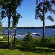 (FOTO: Inken Paletta, Finntastic) Das Ferienresort liegt ganz idyllisch am Kärälampi-See, nicht weit vom Stadtzentrum von Kouvola entfernt. 