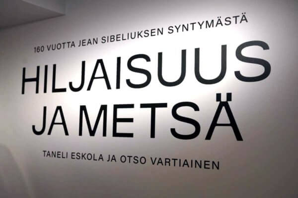 Hiljaisuus ja Metsä