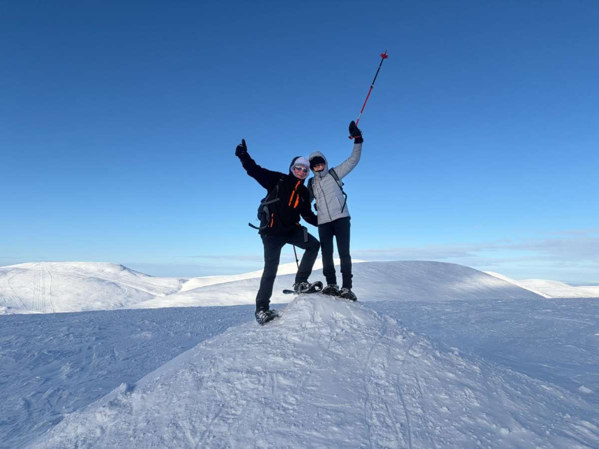 Schneeschuhwanderung auf den Särkitunturi