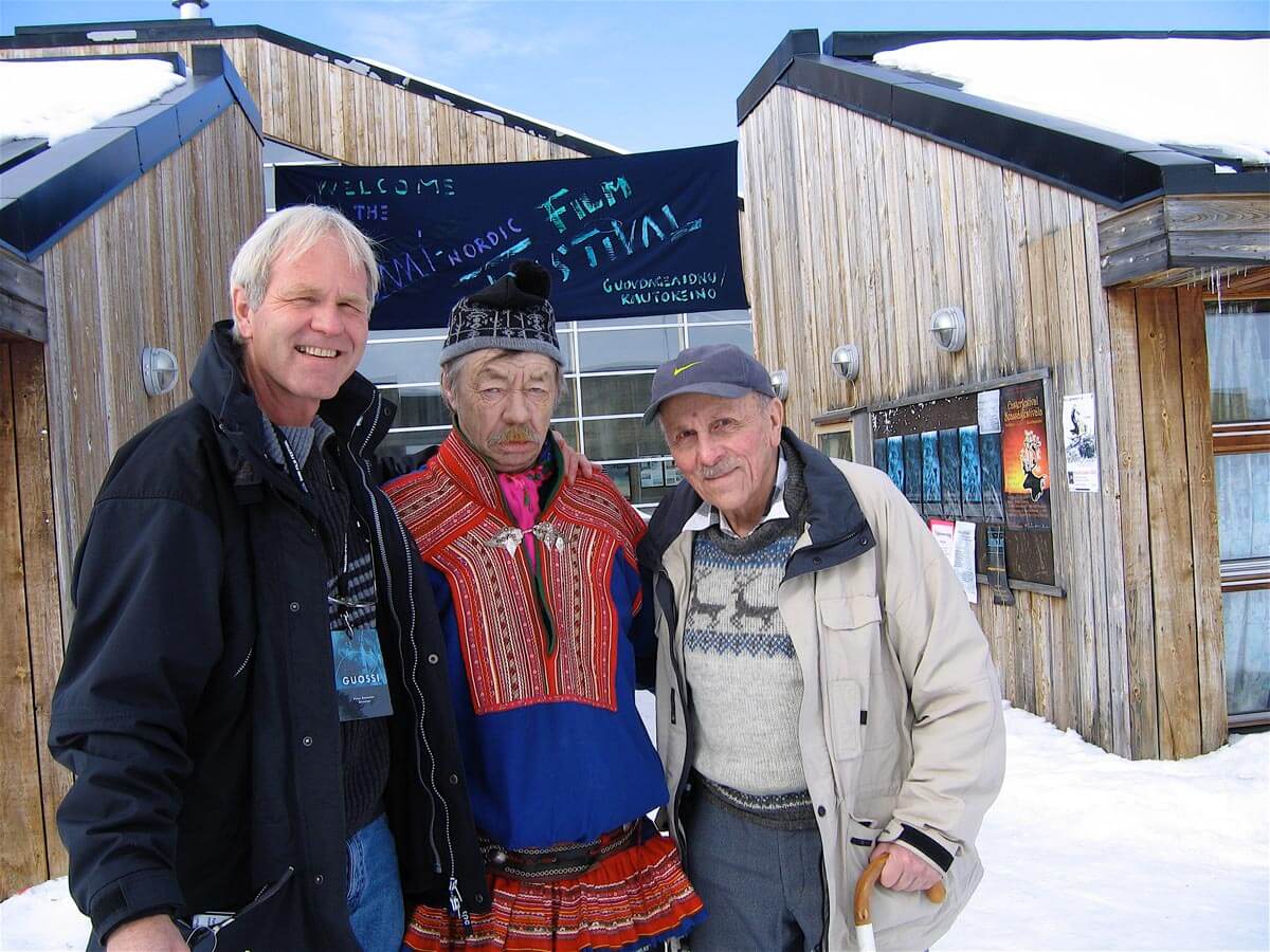Peter Ramseier mit Iisakki-Matias Syväjärvi und Hans Ulrich Schwaar in Kautokeino